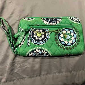 Vera Bradley Discontinued Cupcake Zip Around Wallet